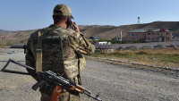 На кыргызско-таджикской границе произошел инцидент со стрельбой